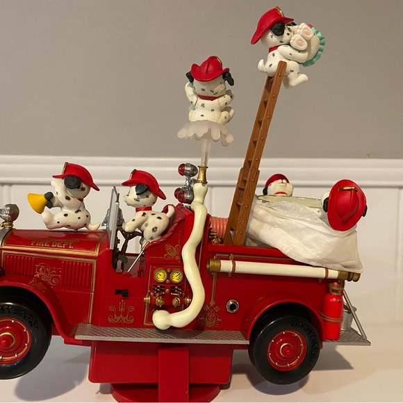 Vintage Enesco On the Spot Fire Department - Picture 9 of 10
